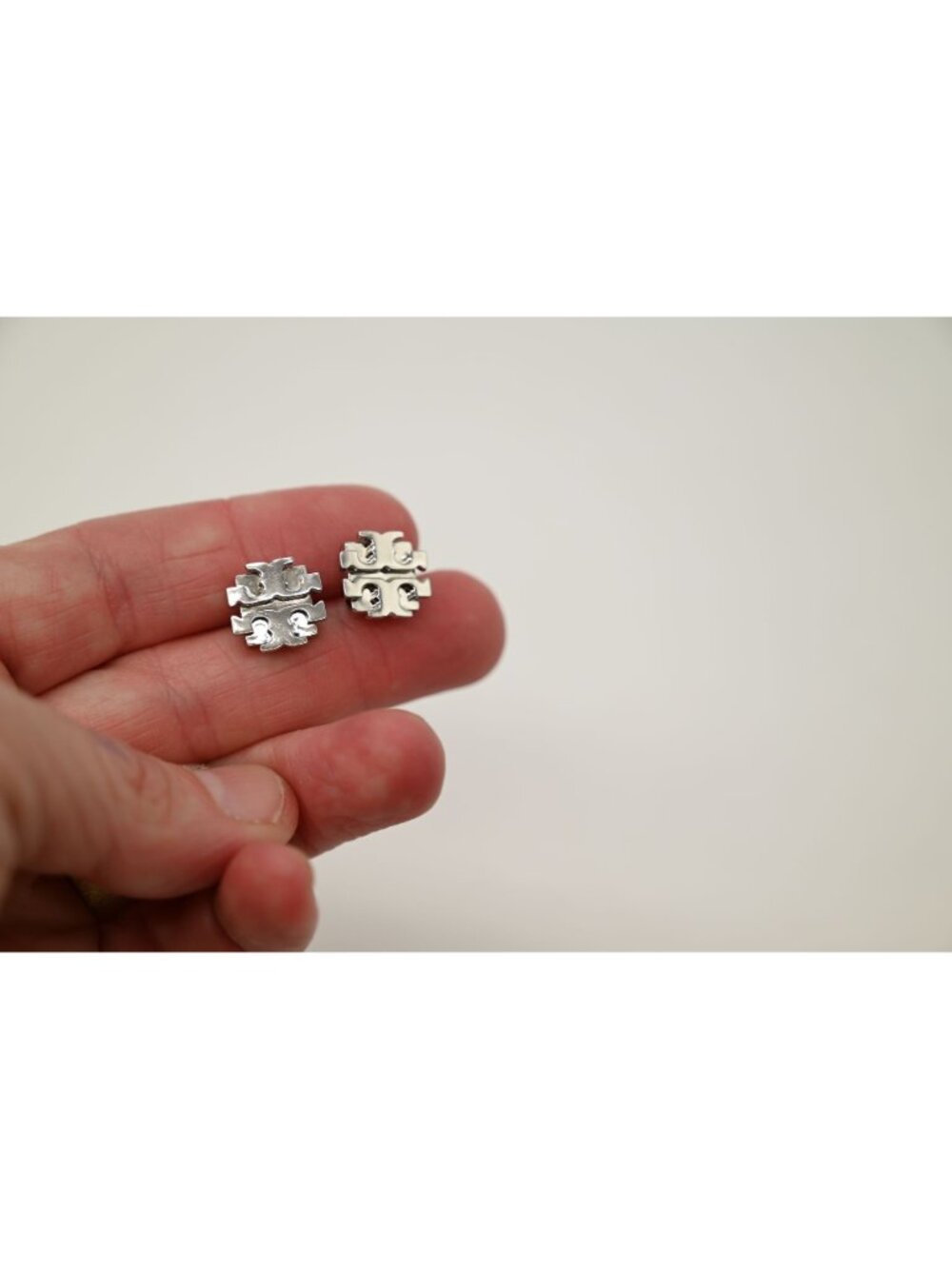 Tory Burch Kira Silver tone Double T Logo Stud Earring Luxury Clean Girl